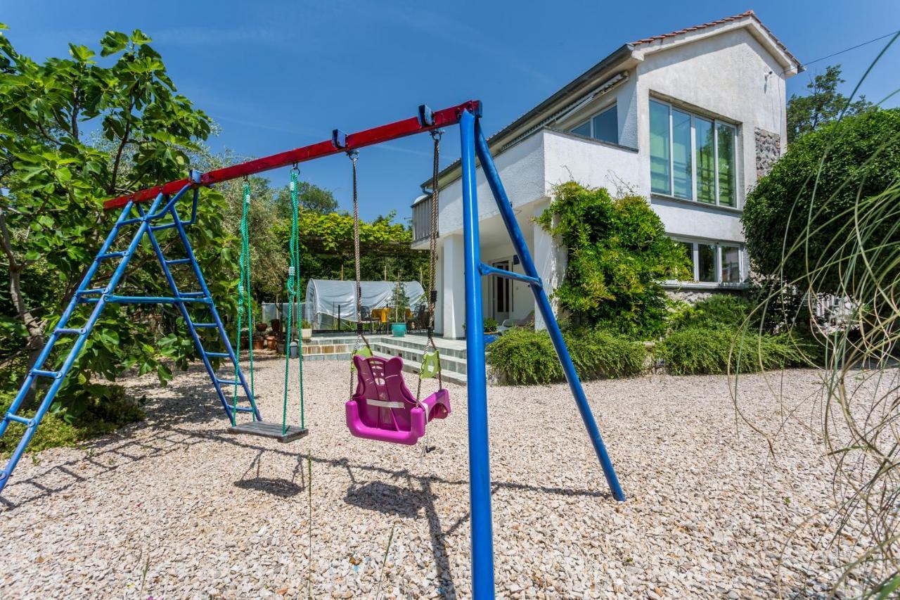 Molnar Resort Villa Mimoza&Apartment Nea Brzac Esterno foto