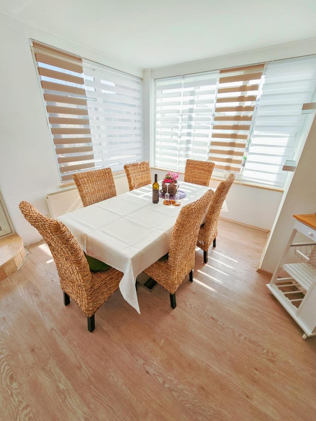 Molnar Resort Villa Mimoza&Apartment Nea Brzac Esterno foto